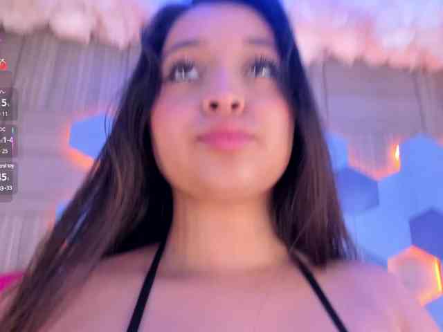 MiaKay webcam