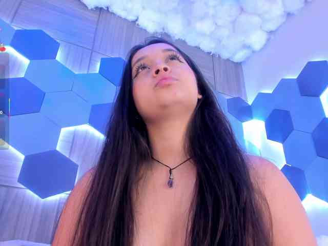 MiaKay webcam
