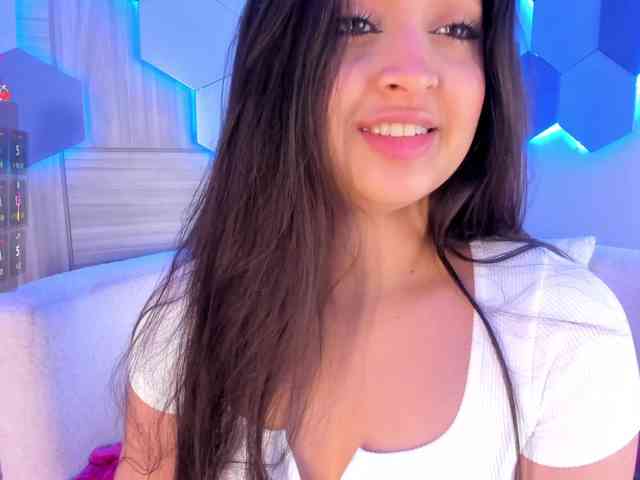 MiaKay webcam