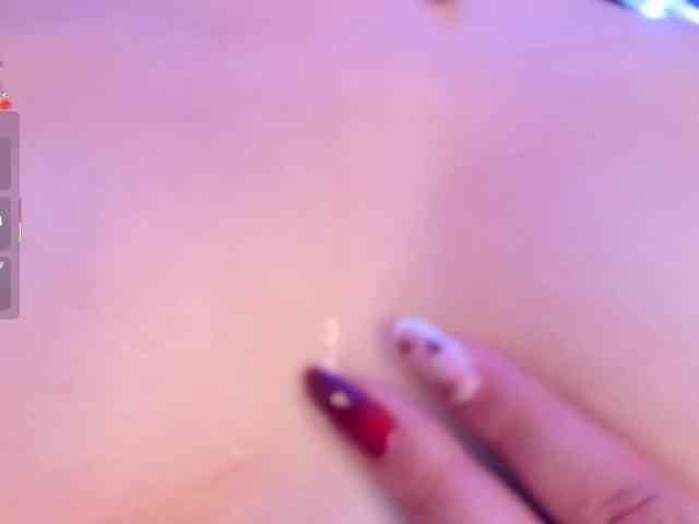 MiaKay webcam