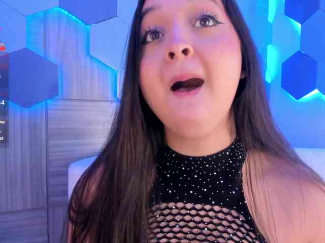 MiaKay webcam
