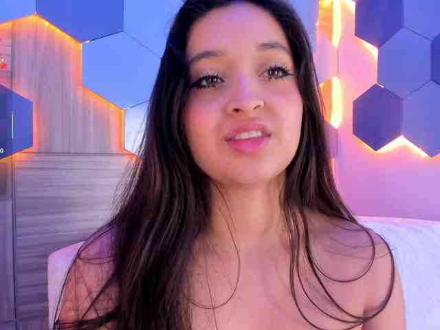 MiaKay webcam