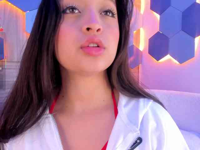 MiaKay webcam