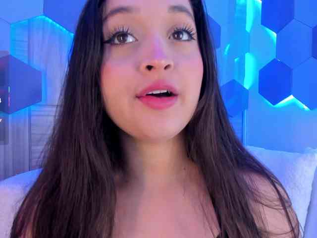 MiaKay webcam