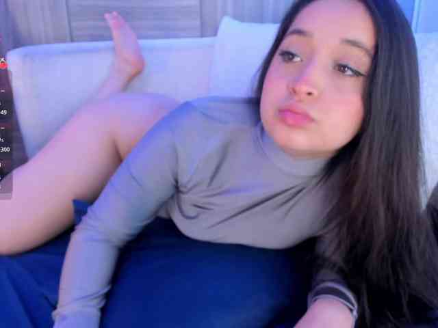 MiaKay webcam