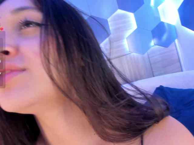 MiaKay webcam