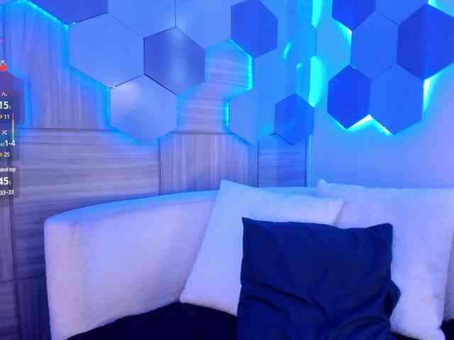 MiaKay webcam
