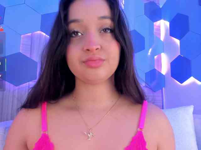 MiaKay webcam