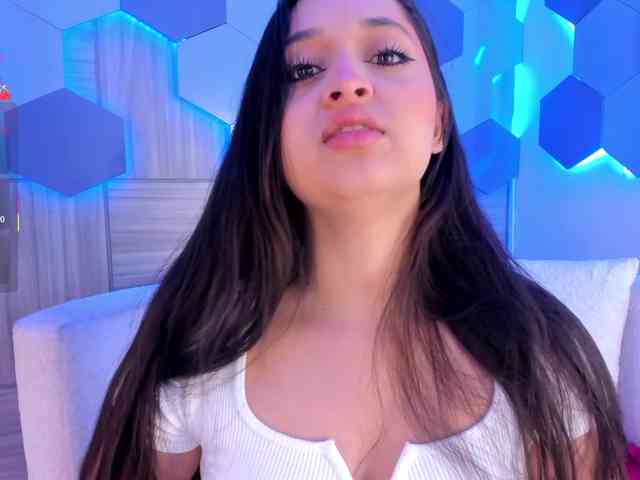 MiaKay webcam