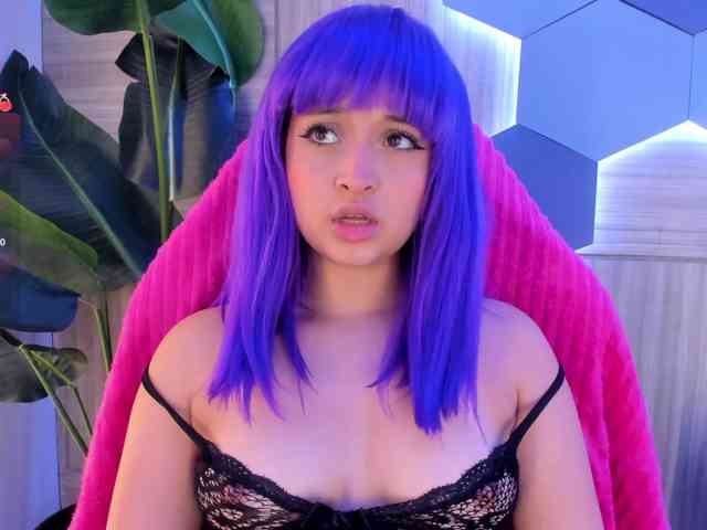MiaKay webcam