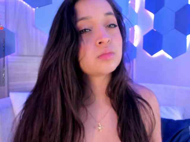 MiaKay webcam