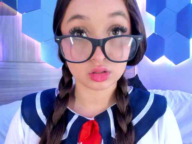 MiaKay webcam