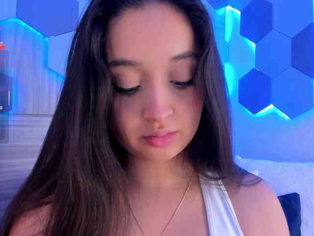 MiaKay webcam