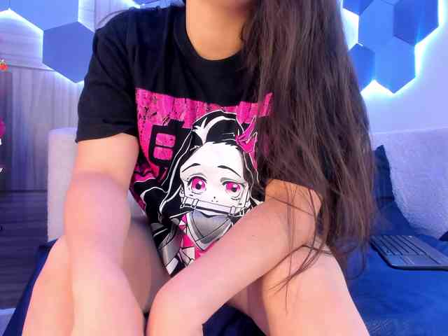 MiaKay webcam