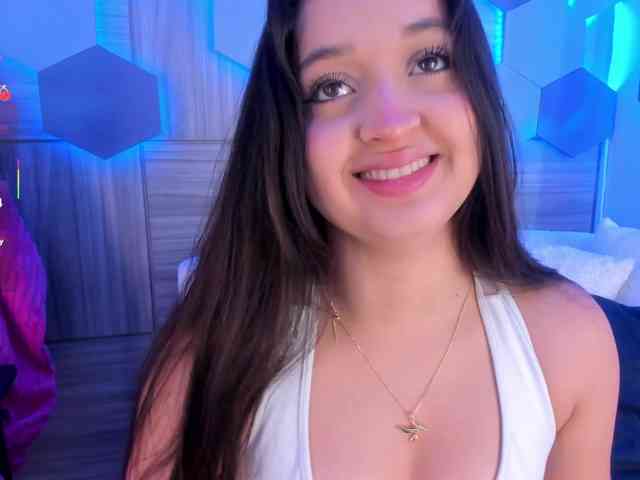 MiaKay webcam