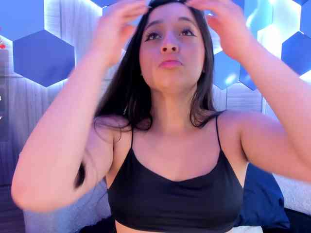 MiaKay webcam