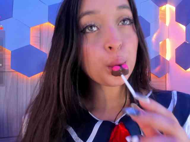 MiaKay webcam