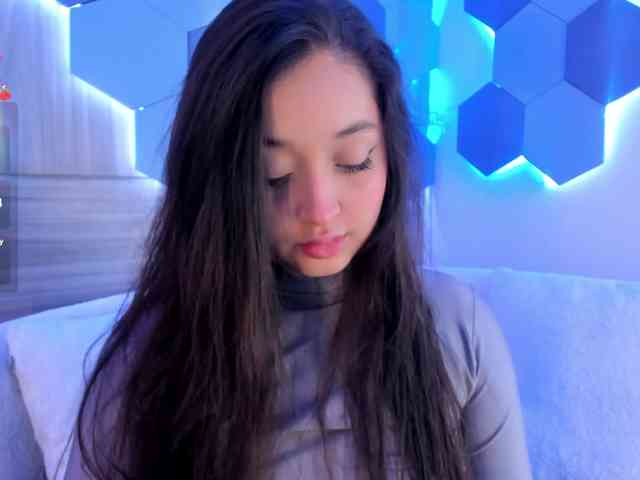 MiaKay webcam