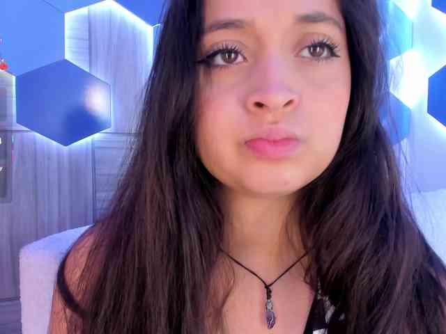 MiaKay webcam