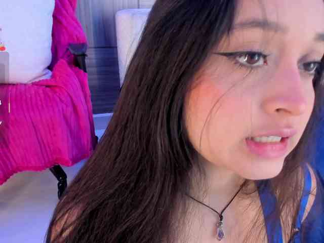 MiaKay webcam