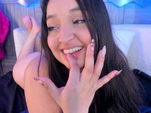 MiaKay webcam