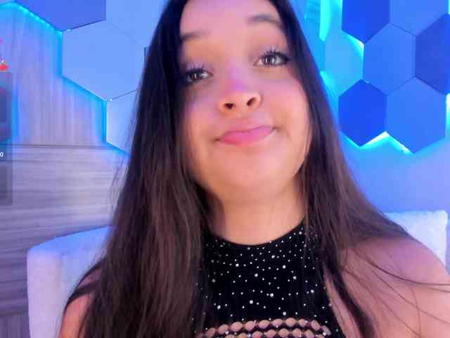 MiaKay webcam