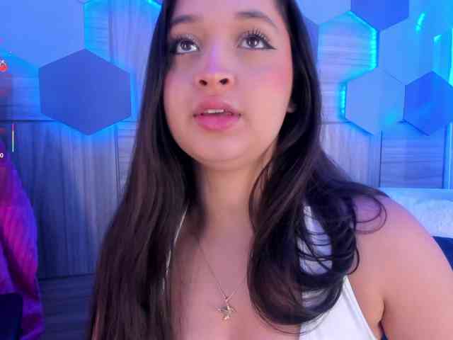 MiaKay webcam