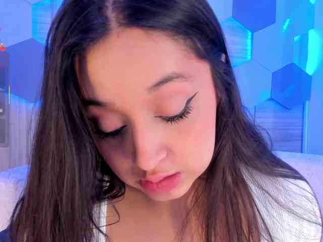 MiaKay webcam