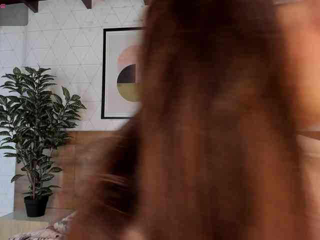 MiaKay webcam