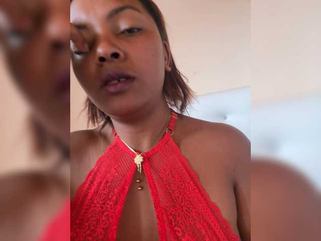 Onlygirl01's BongaCams show and profile