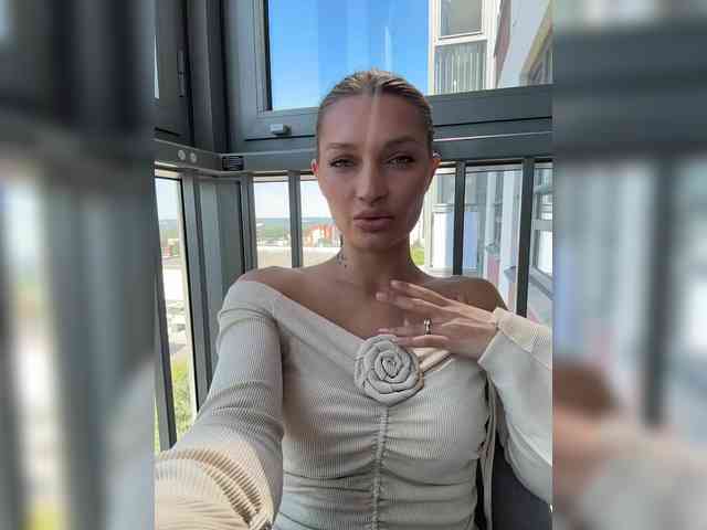 Manymoney1 webcam