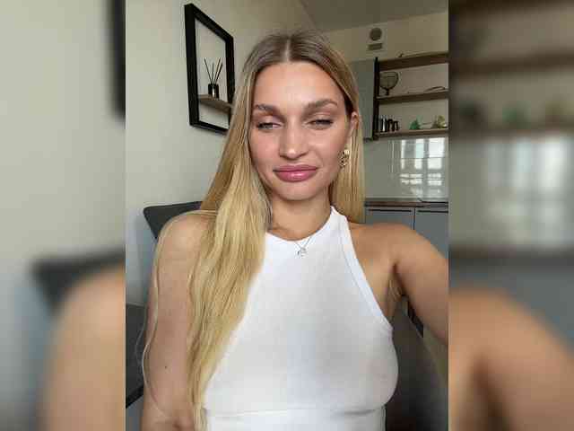 Manymoney1 webcam