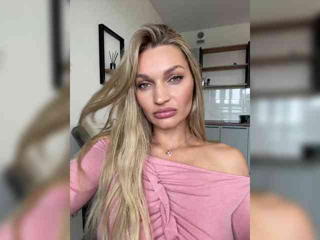 Manymoney1 webcam