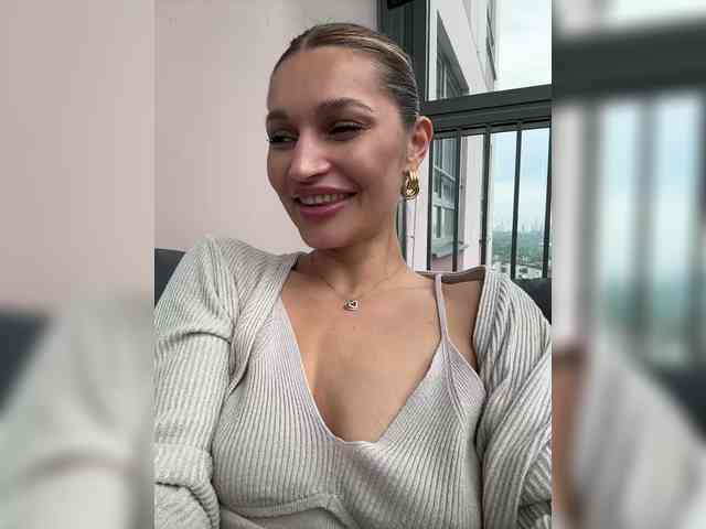 Manymoney1 webcam