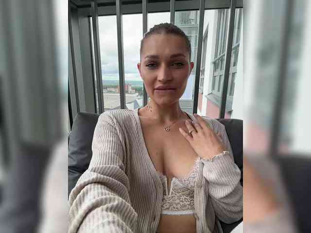 Manymoney1 webcam