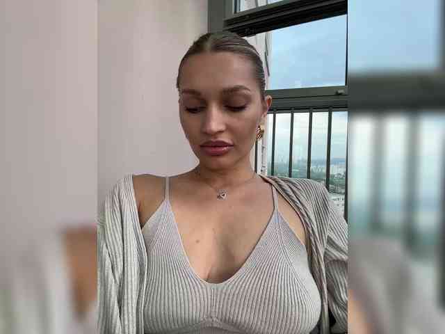 Manymoney1 webcam