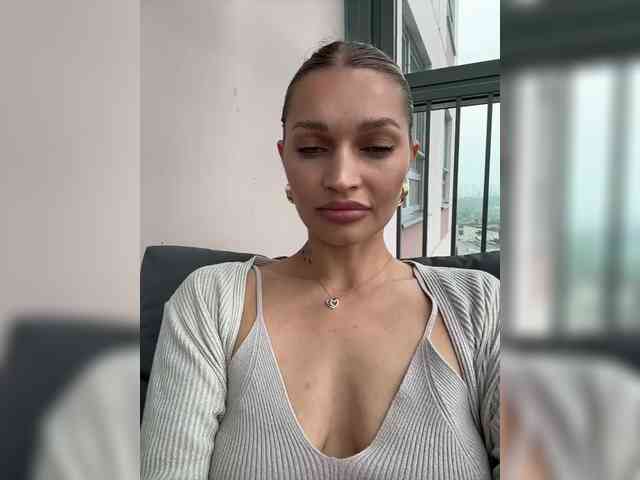 Manymoney1 webcam
