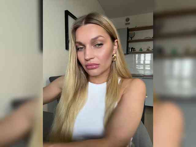 Manymoney1 webcam