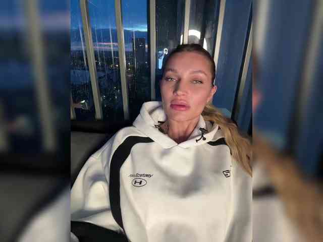 Manymoney1 webcam