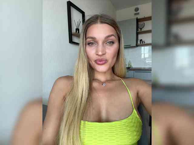 Manymoney1 webcam