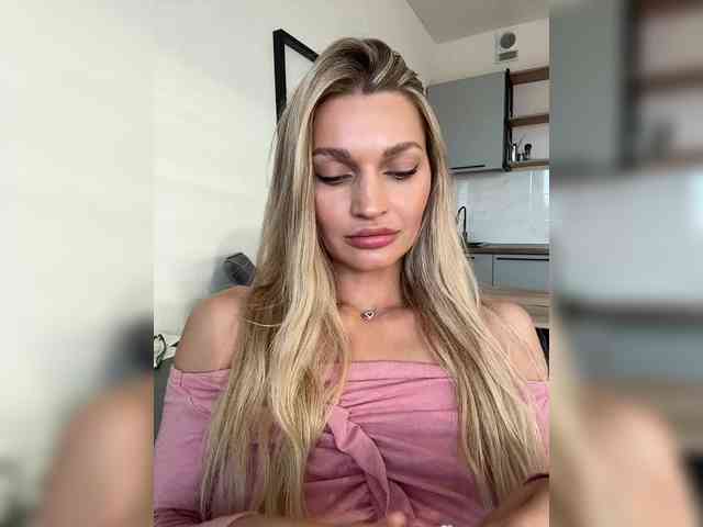 Manymoney1 webcam