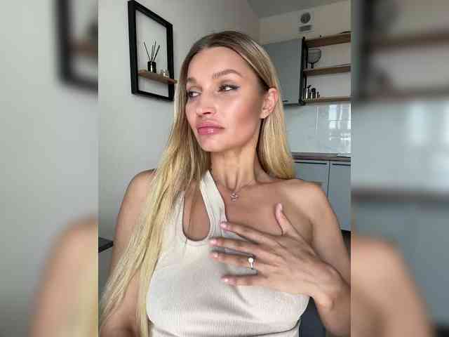 Manymoney1 webcam