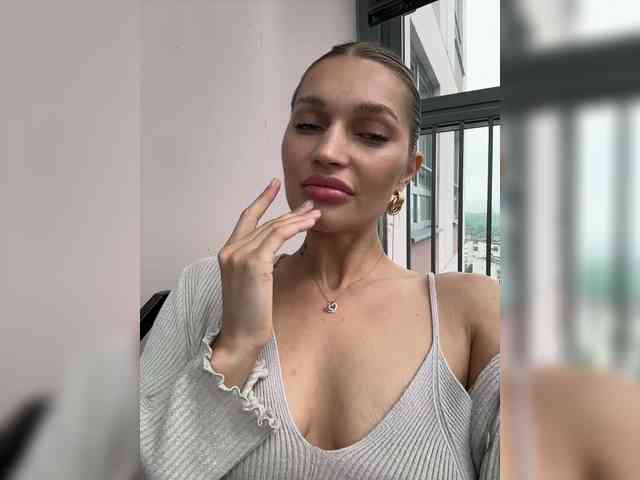 Manymoney1 webcam
