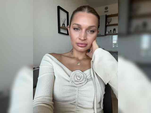 Manymoney1 webcam