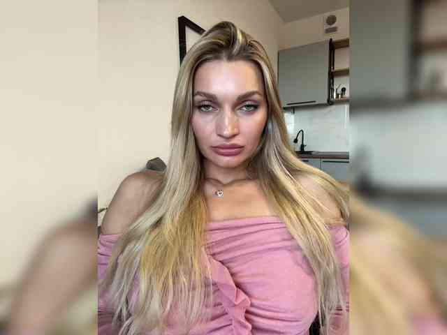 Manymoney1 webcam