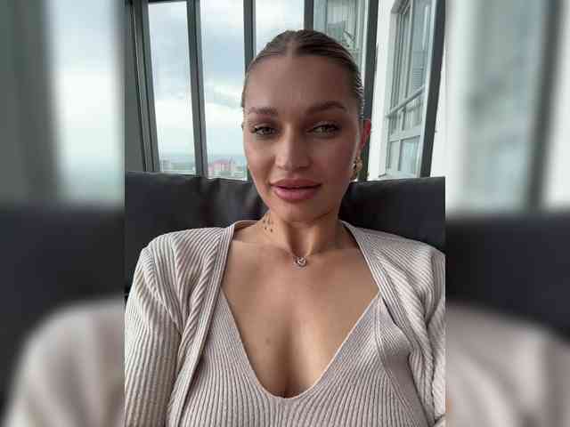 Manymoney1 webcam