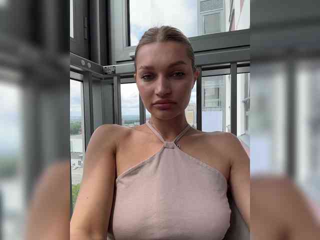 Manymoney1 webcam
