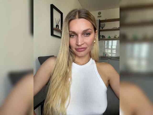 Manymoney1 webcam