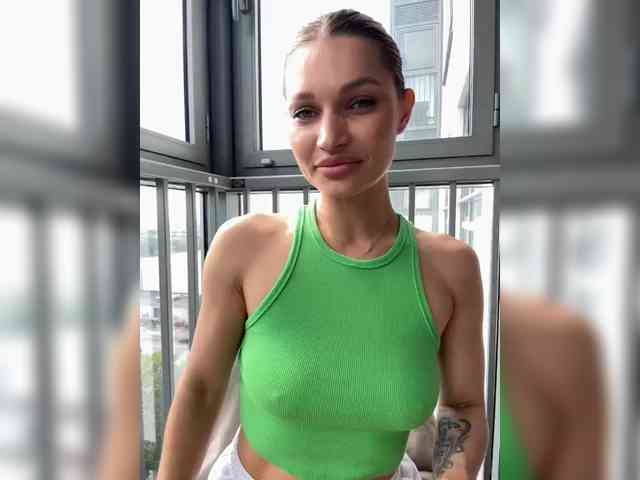 Manymoney1 Live Webcam on BongaCams