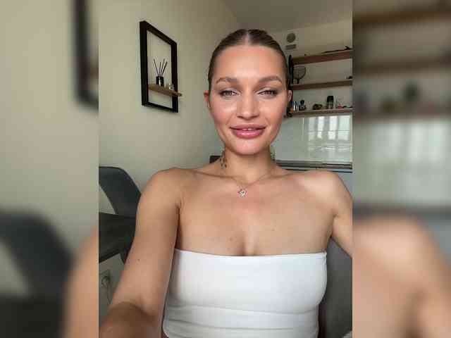 Manymoney1 webcam